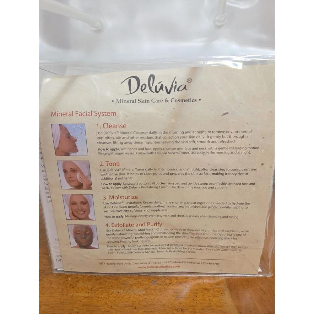 Deluvia Dead Sea Gift Set Mineral Mud Mask Revitalizing Cream Cleanser Toner